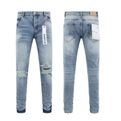 Helle Jeans mit Used-Waschung, zwei Ansichten nebeneinander